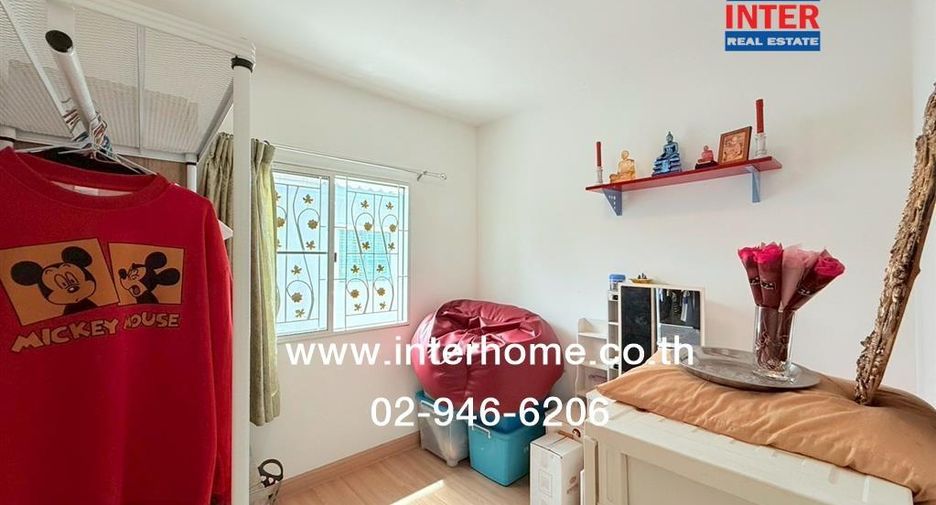 For rent そして for sale 4 ベッドルーム townhouse in Bang Khae, Bangkok