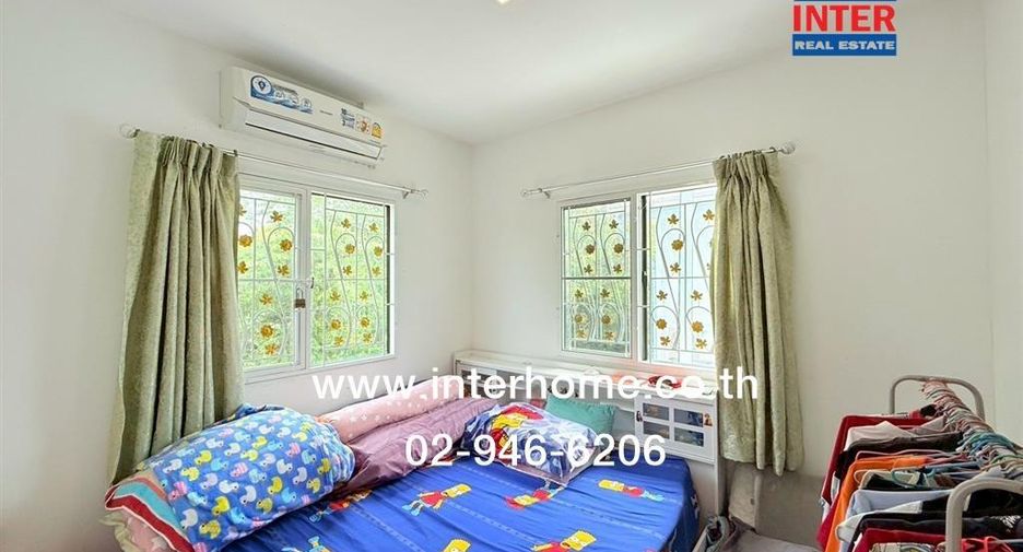 For rent そして for sale 4 ベッドルーム townhouse in Bang Khae, Bangkok