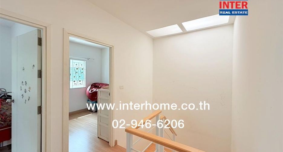 For rent そして for sale 4 ベッドルーム townhouse in Bang Khae, Bangkok