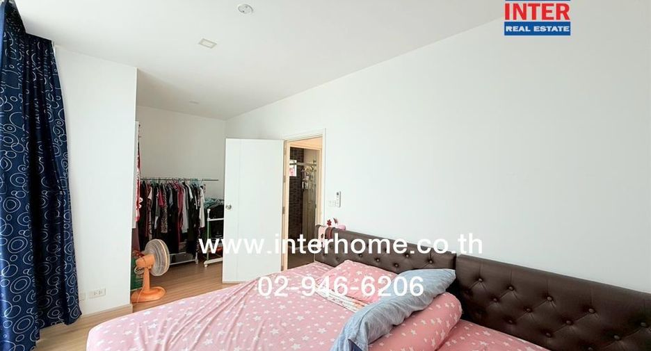 For rent そして for sale 4 ベッドルーム townhouse in Bang Khae, Bangkok