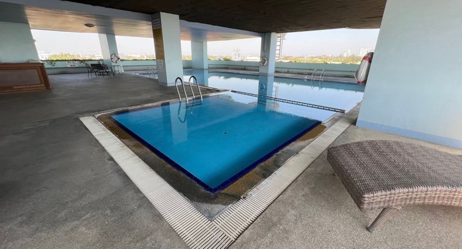 For sale 2 bedrooms condo in Mueang Chiang Mai, Chiang Mai