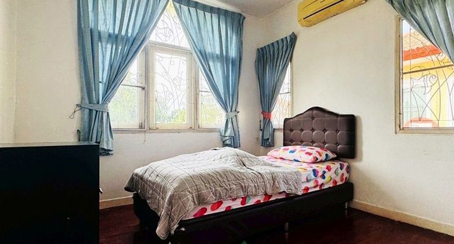 Haus zum Kauf mit 3 Zimmer in Bang Yai, Nonthaburi