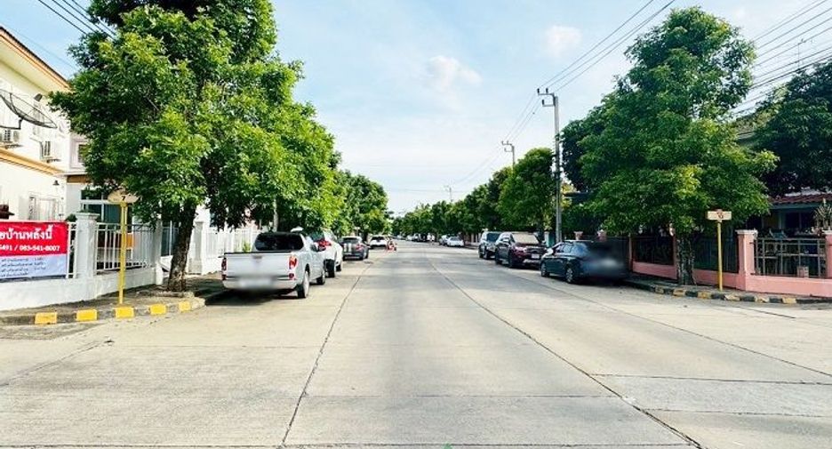 Haus zum Kauf mit 3 Zimmer in Bang Yai, Nonthaburi