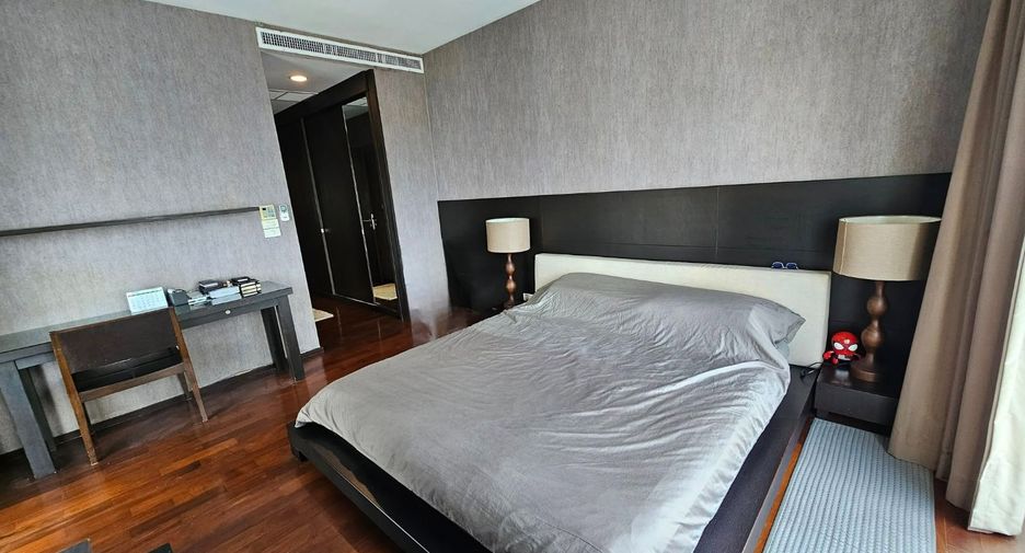 Продажа 2 спальни кондо в Щаттхана, Бангкок