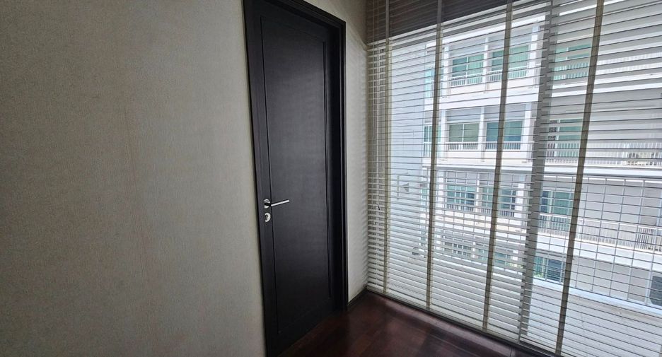 Продажа 2 спальни кондо в Щаттхана, Бангкок