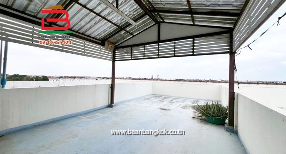 À louer et à vendre 2 chambres local commercial à Lam Luk Ka, Pathum Thani