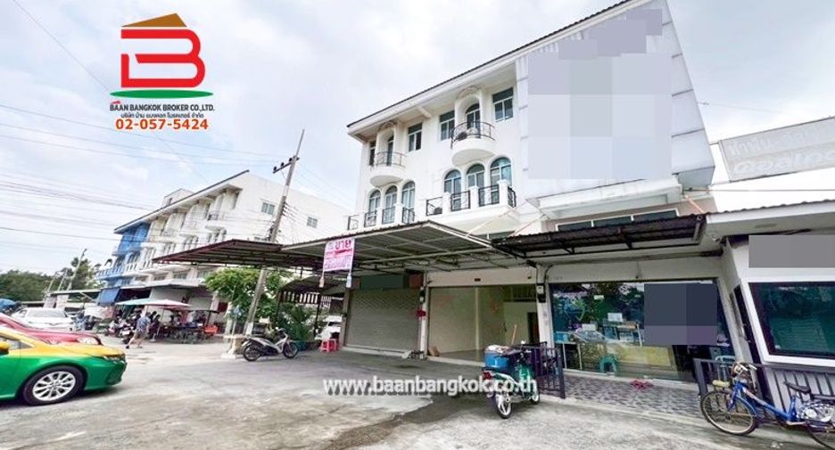 À louer et à vendre 2 chambres local commercial à Lam Luk Ka, Pathum Thani