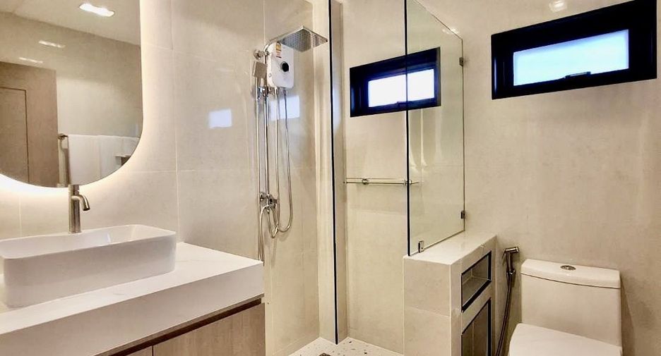 Продажа 4 спальни вилла в Сан Саи, Чианг Маи