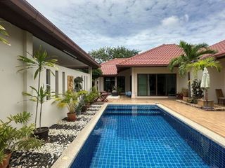 Haus zur Miete mit 3 Zimmer in Bang Lamung, Chonburi