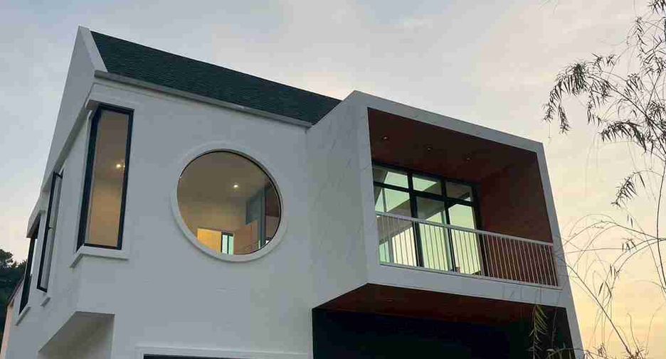 For sale 3 bedrooms house in Nikhom Phatthana, Rayong
