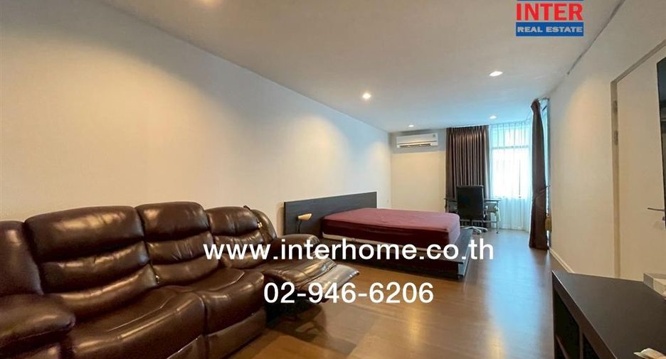 For rent and for sale 3 bedrooms townhouse in Bueng Kum, Bangkok