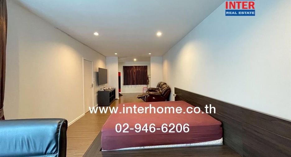 For rent and for sale 3 bedrooms townhouse in Bueng Kum, Bangkok