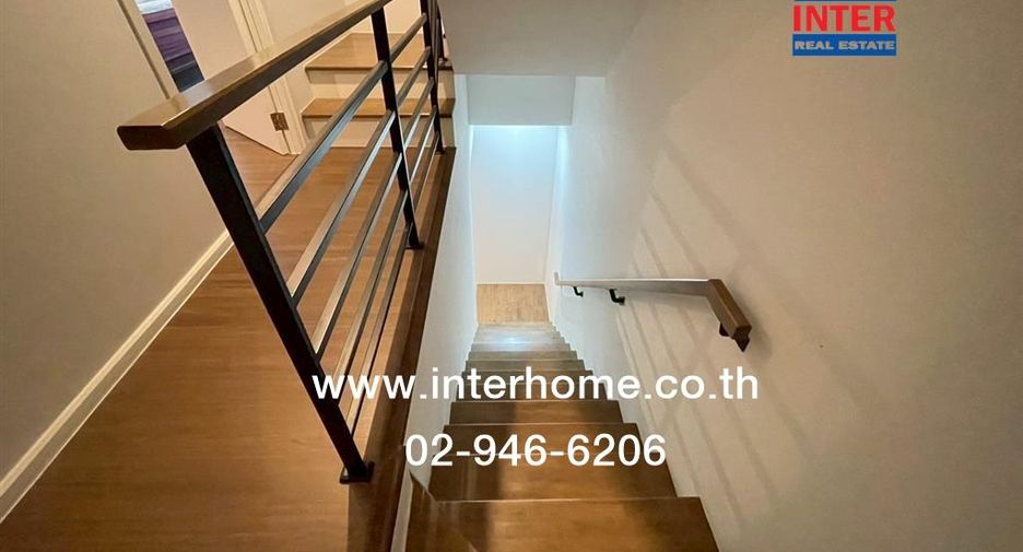 For rent and for sale 3 bedrooms townhouse in Bueng Kum, Bangkok