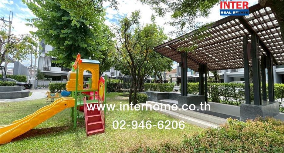 For rent and for sale 3 bedrooms townhouse in Bueng Kum, Bangkok