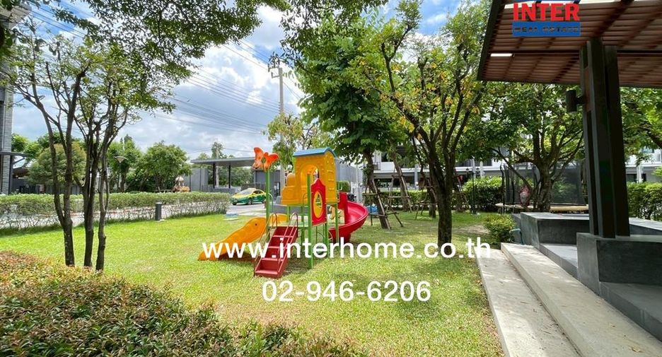 For rent and for sale 3 bedrooms townhouse in Bueng Kum, Bangkok