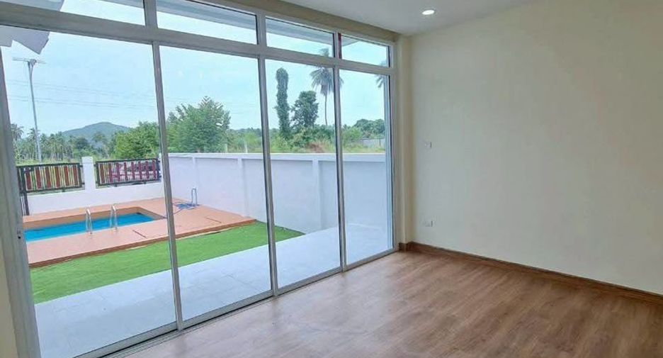 Villa zum Kauf mit 3 Zimmer in Sattahip, Chonburi