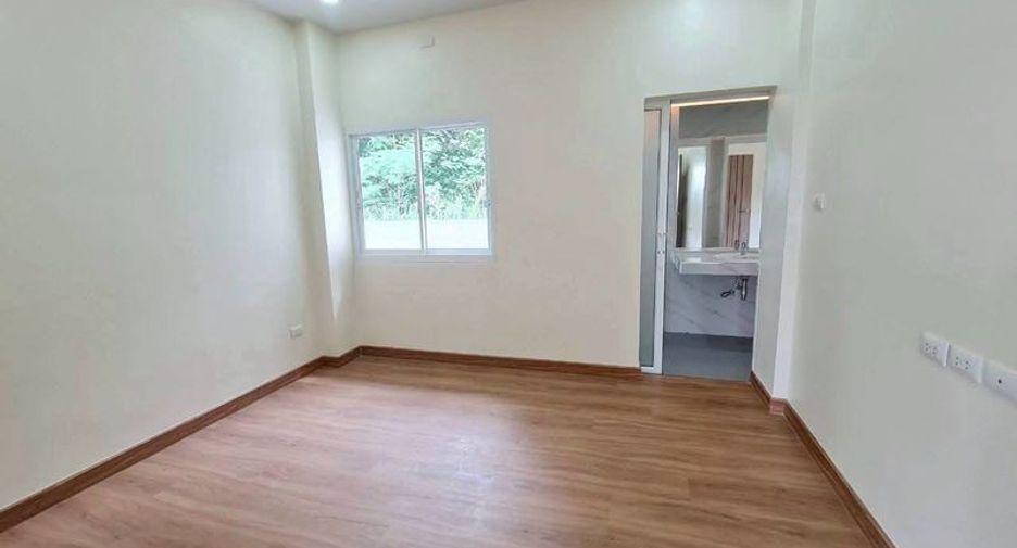 Villa zum Kauf mit 3 Zimmer in Sattahip, Chonburi