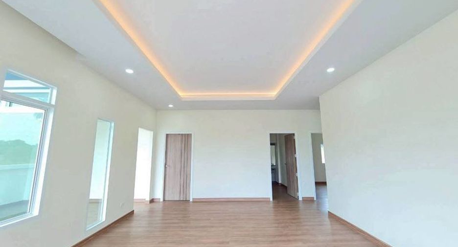 Villa zum Kauf mit 3 Zimmer in Sattahip, Chonburi