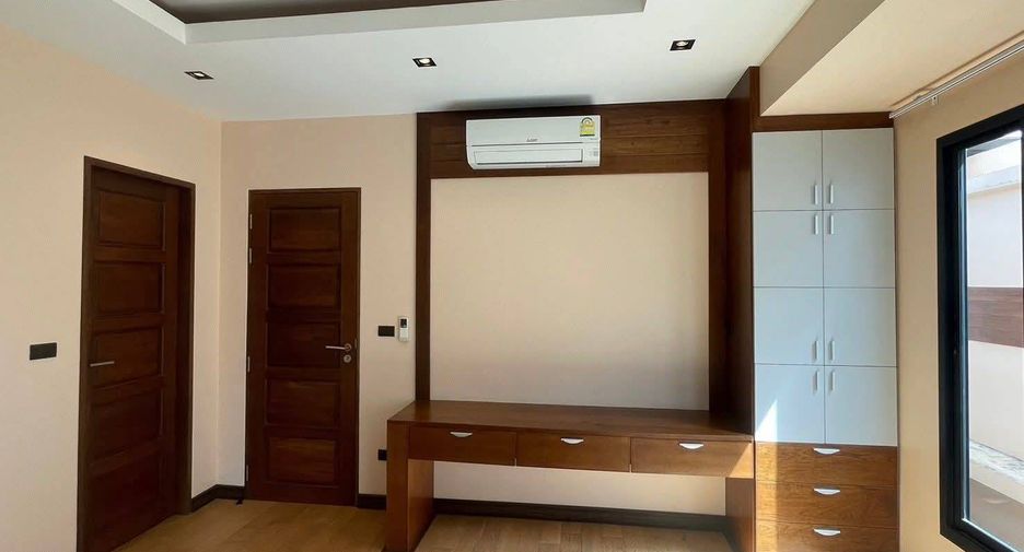 For sale 4 bedrooms house in Mae Rim, Chiang Mai