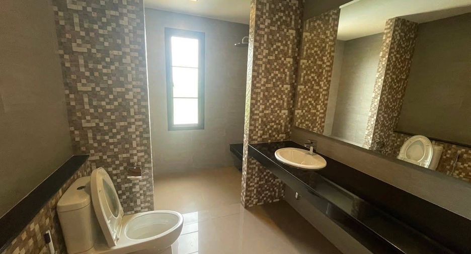For sale 4 bedrooms house in Mae Rim, Chiang Mai