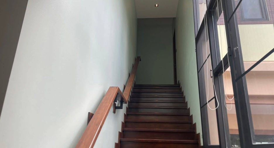 For sale 4 bedrooms house in Mae Rim, Chiang Mai