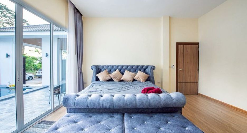 For rent 3 bedrooms villa in Bang Lamung, Chonburi