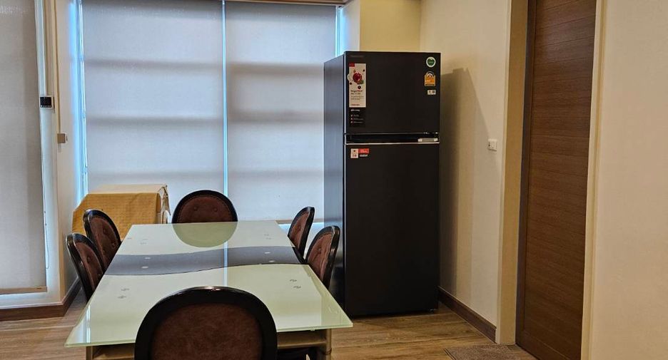 For rent 3 bedrooms condo in Ratchathewi, Bangkok