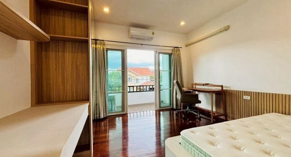 For rent 4 bedrooms villa in Hang Dong, Chiang Mai