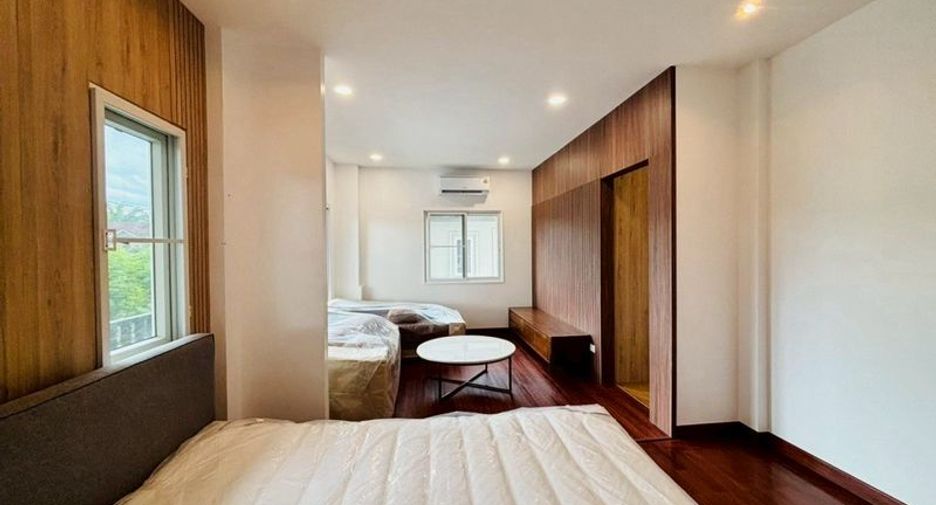 For rent 4 bedrooms villa in Hang Dong, Chiang Mai