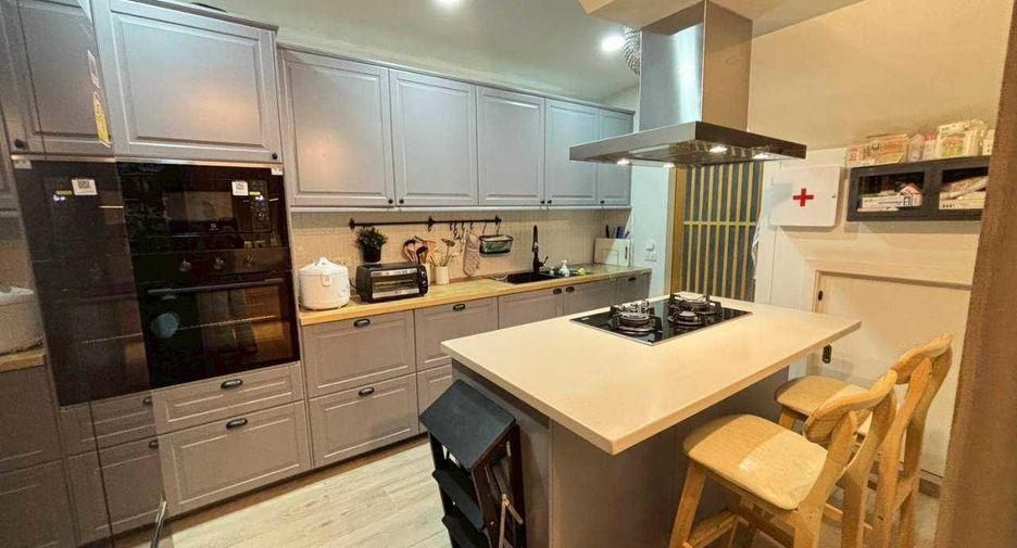 出租 5 卧室 独立屋 在 Bang Phli, Samut Prakan
