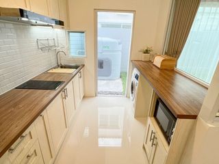 Reihenhaus zur Miete mit 3 Zimmer in Prawet, Bangkok