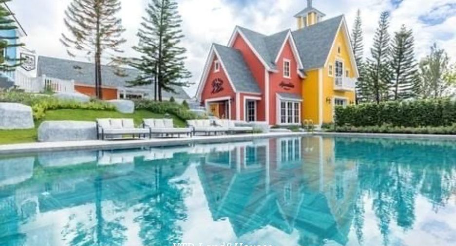 For rent 3 bedrooms townhouse in Prawet, Bangkok