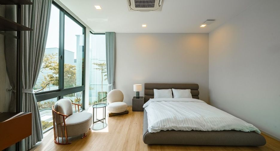 Casa en alquiler de 4 habitaciones en Saphan Sung, Bangkok