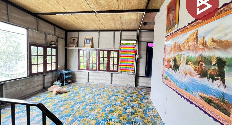 Haus zum Kauf mit 4 Zimmer in Phanat Nikhom, Chonburi