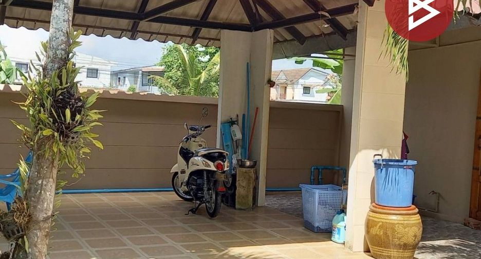 For sale 3 ベッドルーム townhouse in Mueang Nakhon Si Thammarat, Nakhon Si Thammarat