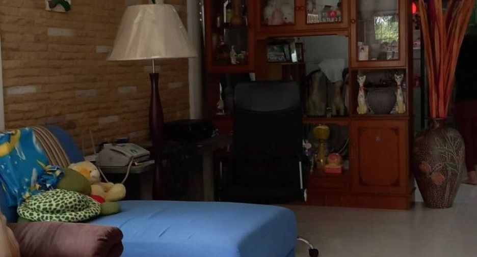 For sale 3 ベッドルーム townhouse in Mueang Nakhon Si Thammarat, Nakhon Si Thammarat