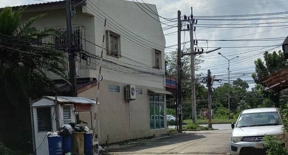 For sale 3 ベッドルーム townhouse in Mueang Nakhon Si Thammarat, Nakhon Si Thammarat