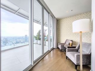 Wohnung zur Miete mit 3 Zimmer in Pathum Wan, Bangkok