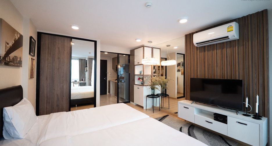 For sale 1 bed condo in Bang Phlat, Bangkok