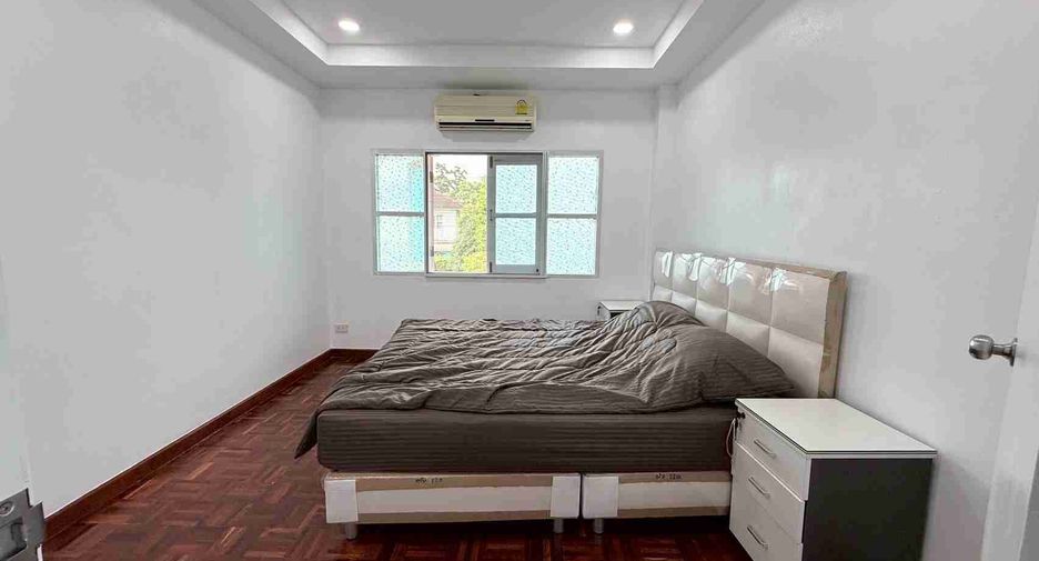 出租 3 卧室 独立屋 在 Ban Chang, Rayong