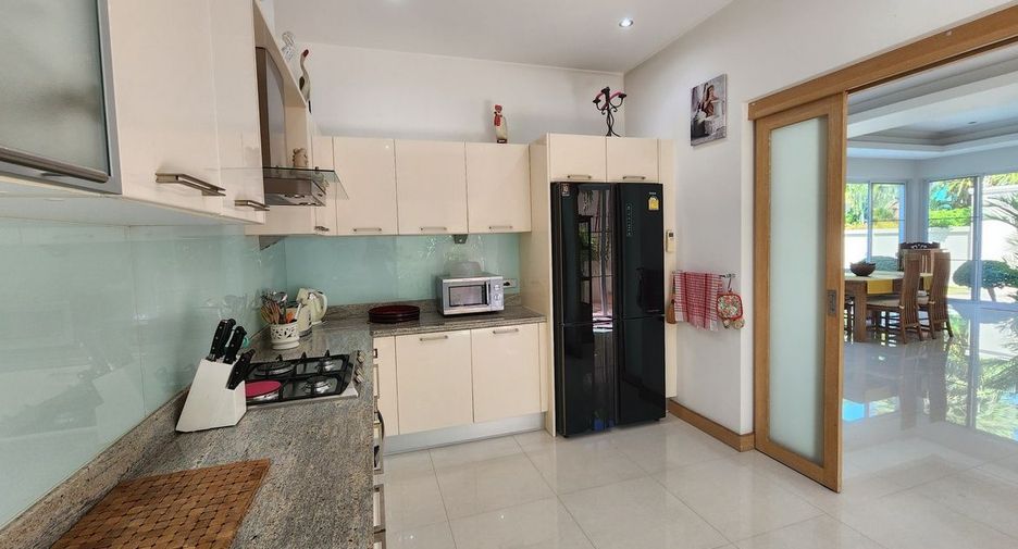 Casa en venta de 3 habitaciones en Bang Lamung, Chonburi