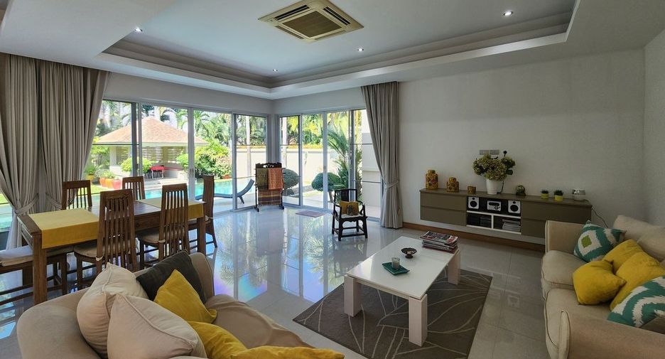 Casa en venta de 3 habitaciones en Bang Lamung, Chonburi