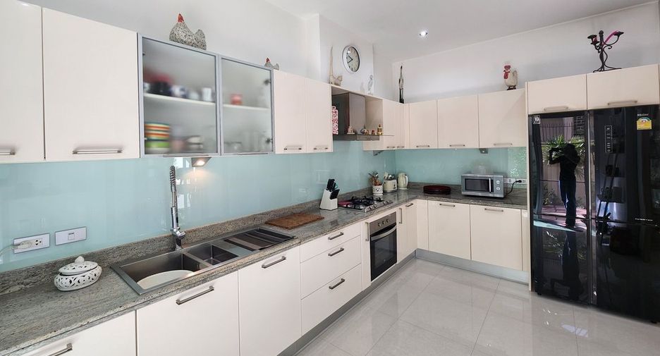 Casa en venta de 3 habitaciones en Bang Lamung, Chonburi