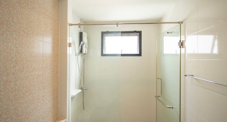 Reihenhaus zur Miete und zum Kauf mit 3 Zimmer in Lat Phrao, Bangkok