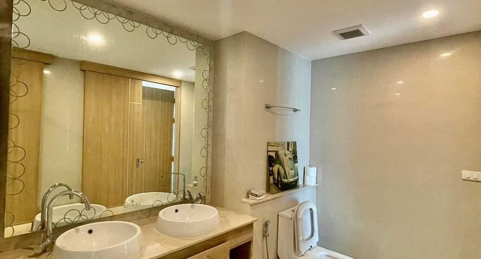 For rent 2 ベッドルーム condo in Bang Lamung, Chonburi