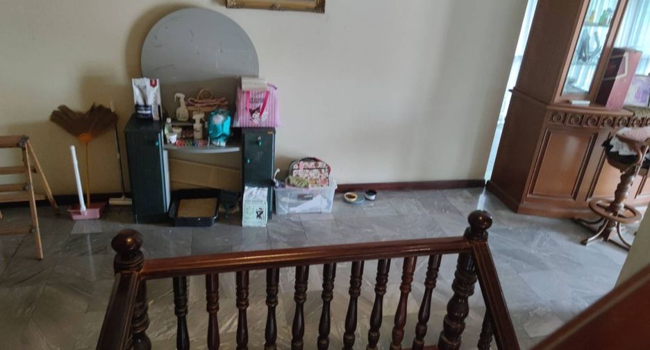 À vendre 4 chambres bureau à Sai Mai, Bangkok