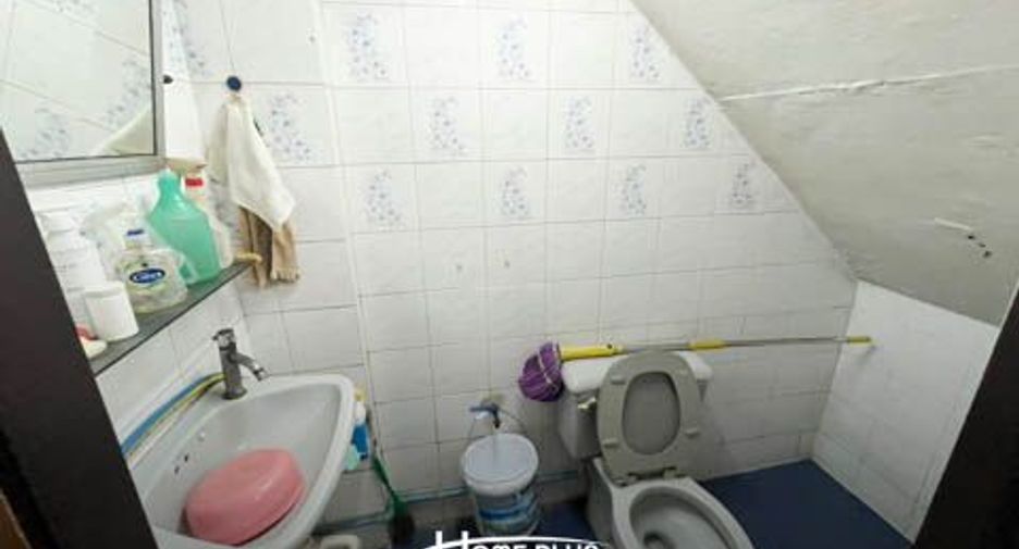 Gewerbefläche zum Kauf mit 4 Zimmer in Mueang Nonthaburi, Nonthaburi