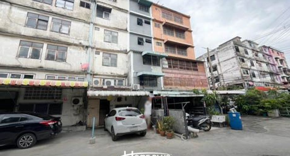 Gewerbefläche zum Kauf mit 4 Zimmer in Mueang Nonthaburi, Nonthaburi