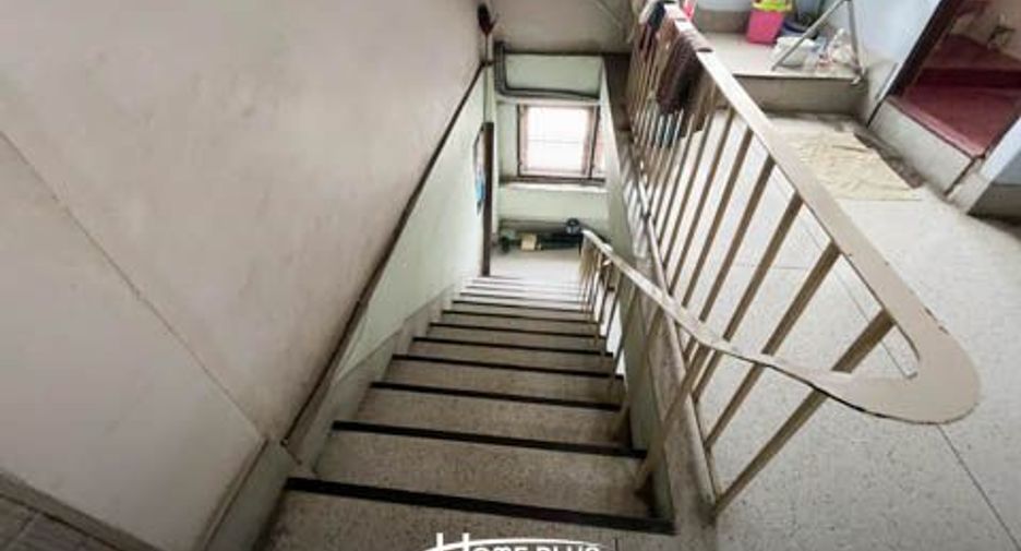 Gewerbefläche zum Kauf mit 4 Zimmer in Mueang Nonthaburi, Nonthaburi