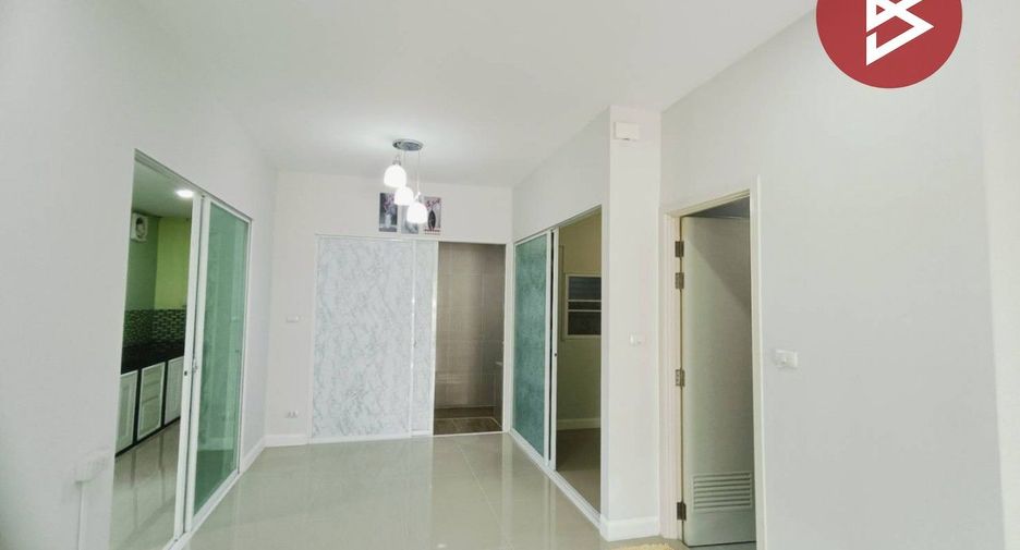 Reihenhaus zum Kauf mit 3 Zimmer in Mueang Pathum Thani, Pathum Thani